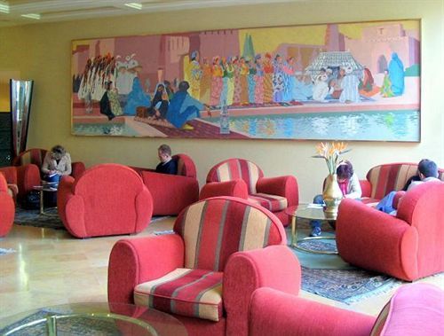 Amine Hotel 3*