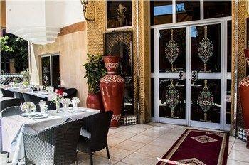 Tachfine Hotel 3*