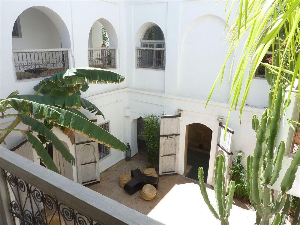 O2 Riad