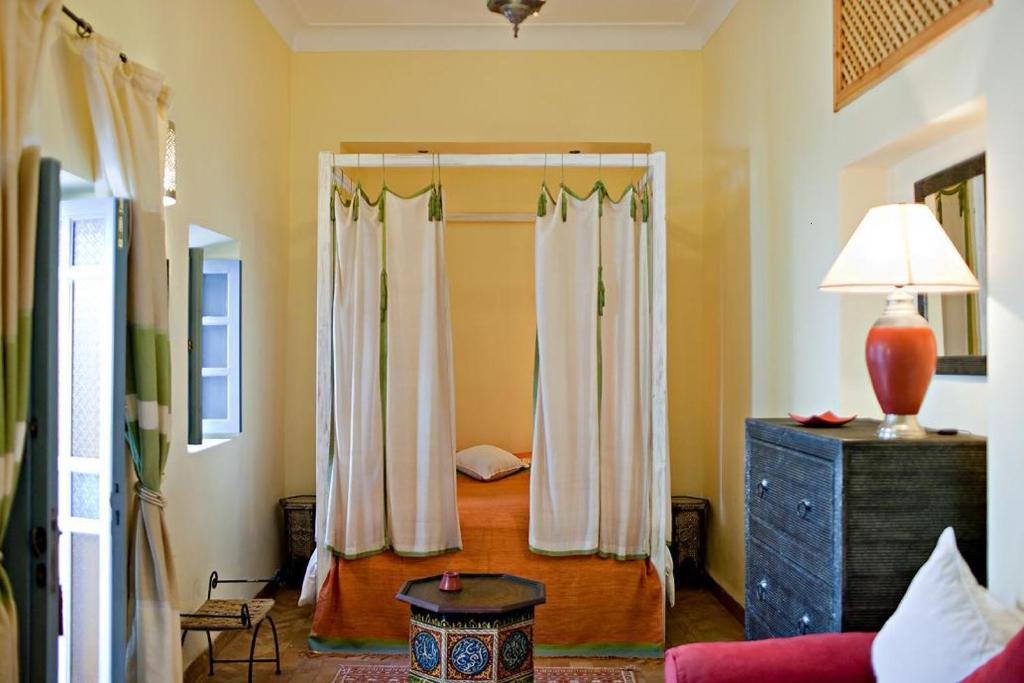 Couette-café Zohar 3*