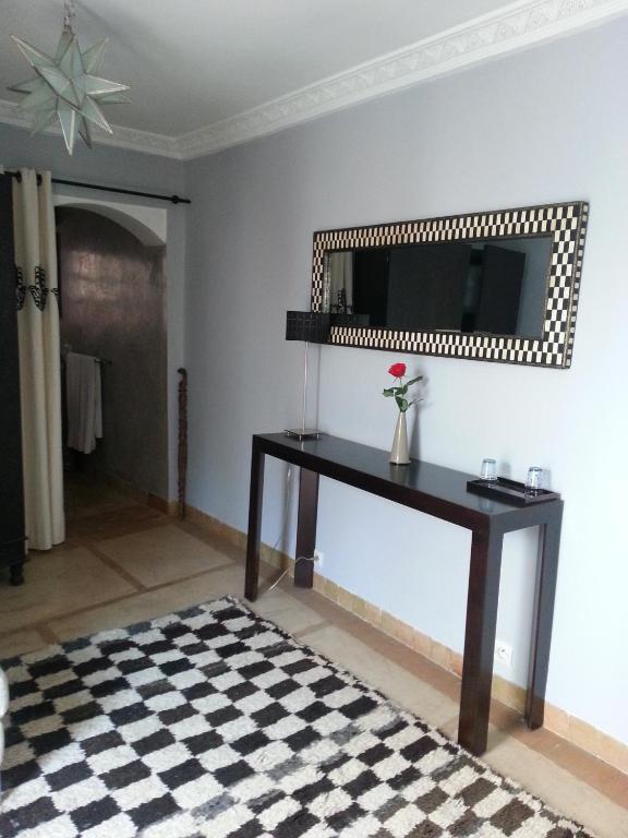 Azza Riad 4*