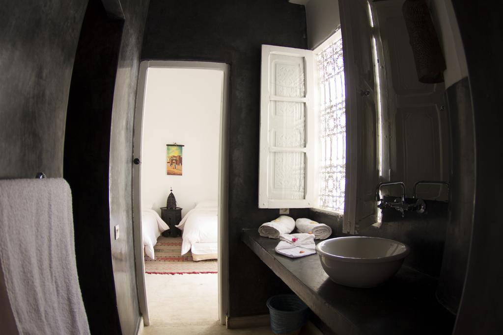 Thalge Riad
