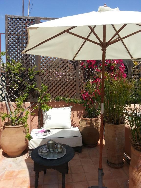Azza Riad