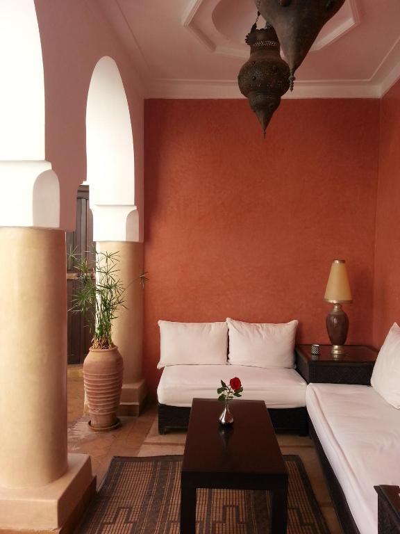 Riad Azza