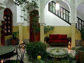 Riad Bab Agnaou & 2*