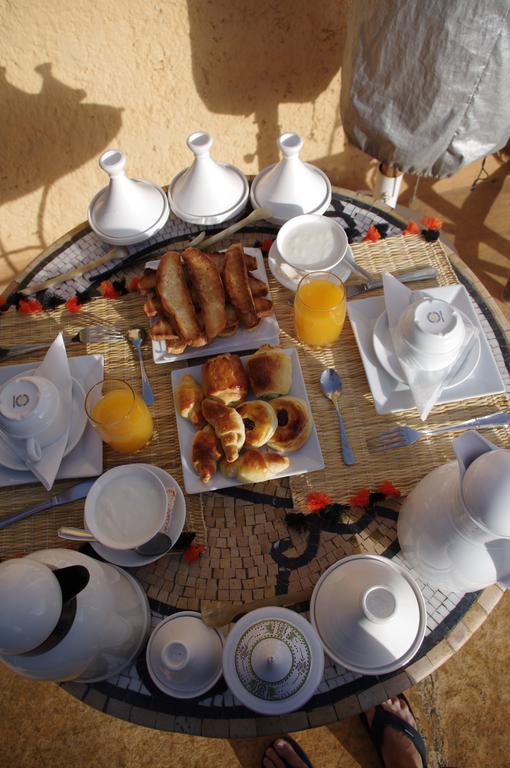 Dar Oulhoum Riad 3*