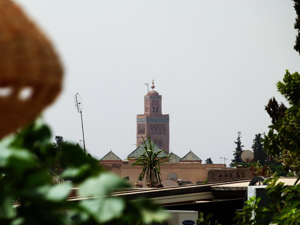 Dar Oulhoum Riad 3*
