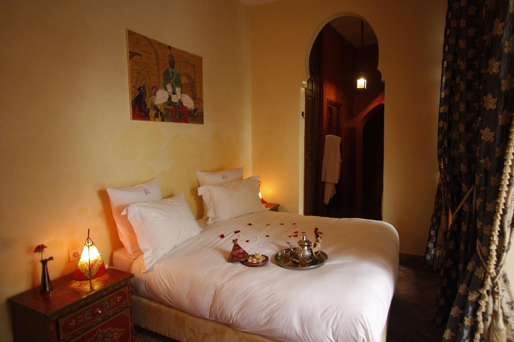 Riad Lena & 4*