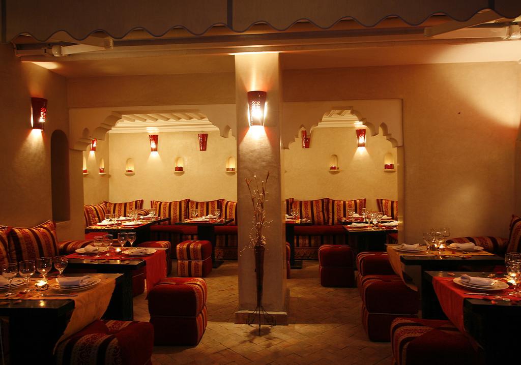 Riad Lena & 4*