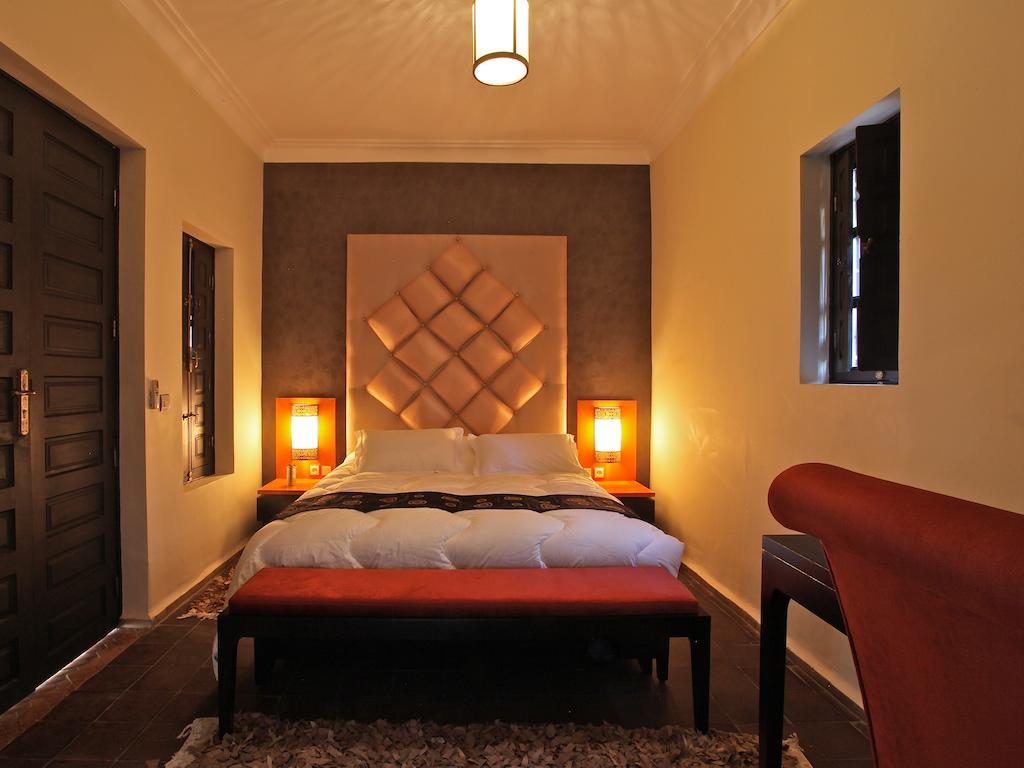 Riad Amiran &