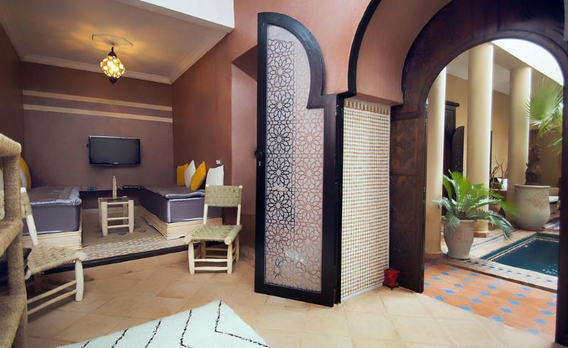 Davia Riad 3*