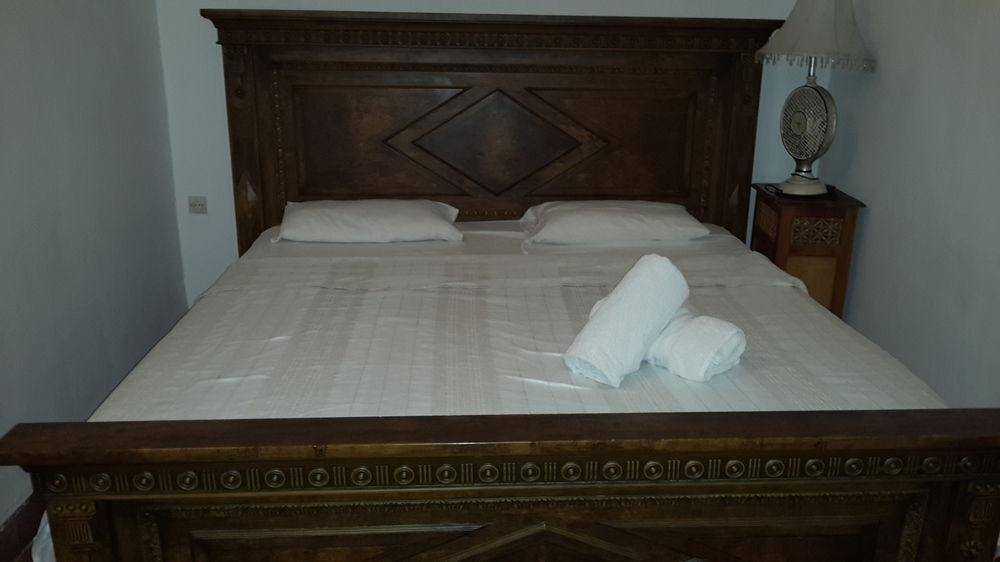 The House Marrakech Medina Hostal *