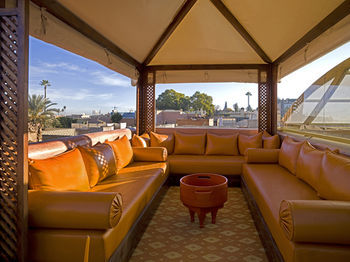 Chantal Hotel 4*