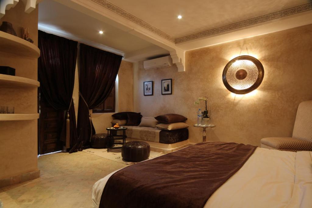 Jona Riad 4*