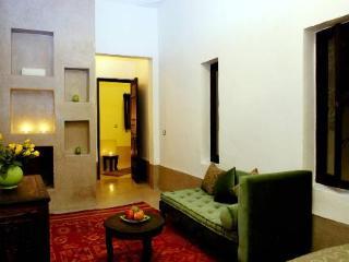 Riad Davia 3*