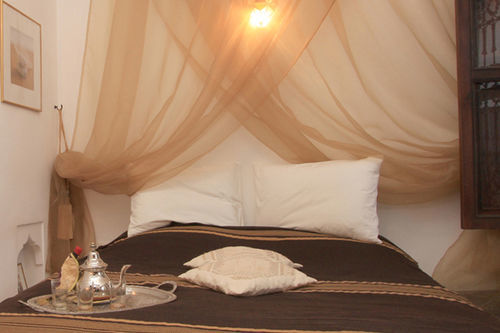 Riad Le Jardin De Lea, Suites&spa Couette-café