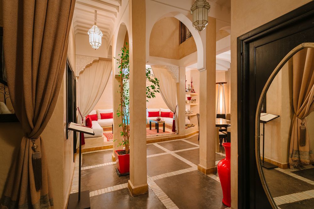 Art De Vivre Hotel