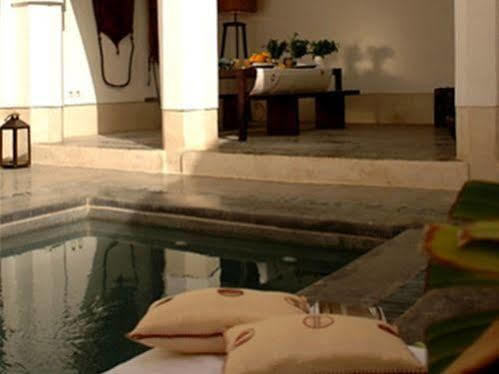 Hotel Dar Essakaya 2*