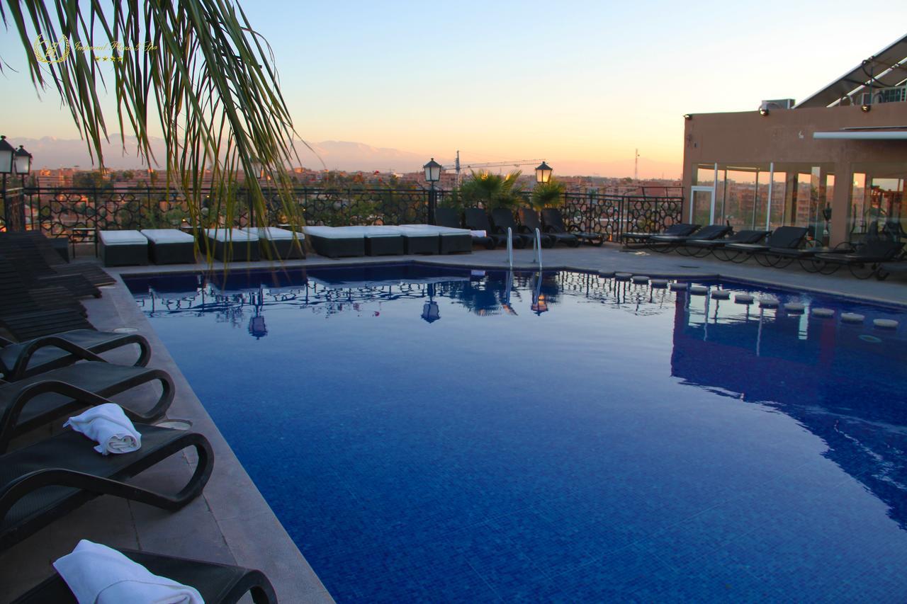 Hotel Imperial Plaza & 4*