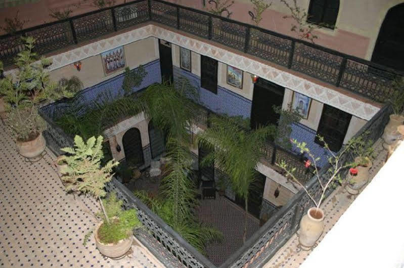 Lalla Khiti Riad 2*