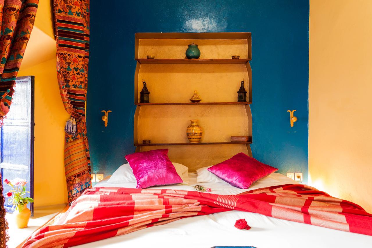 Tiziri Riad 3*