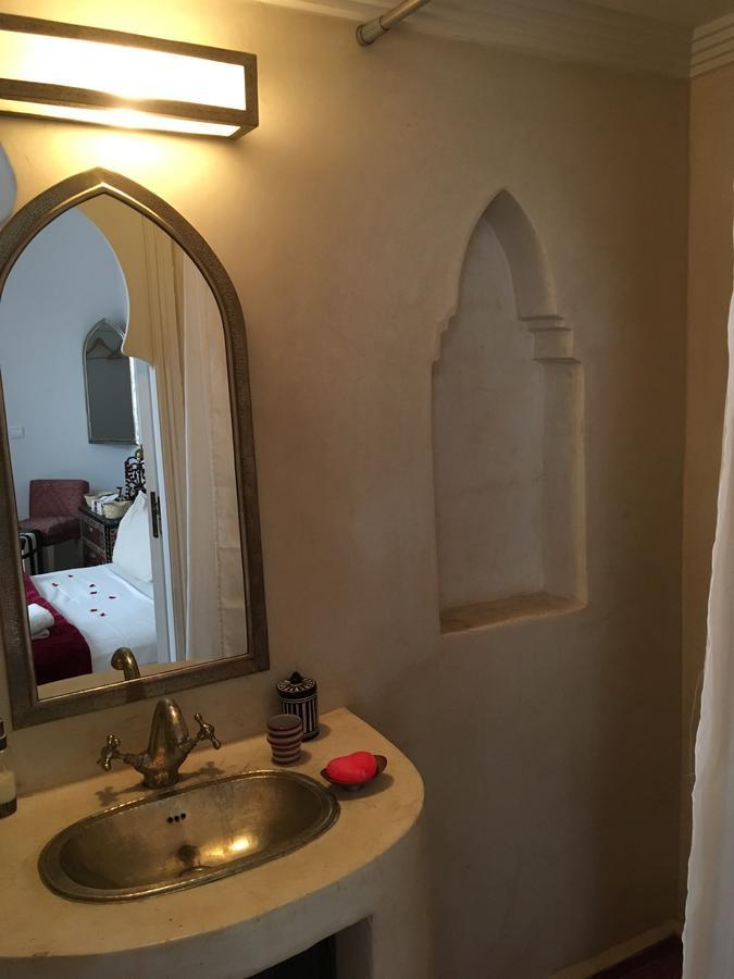 Riad Laly Tourisme Eclaire Le Bijou De La Medina 3*