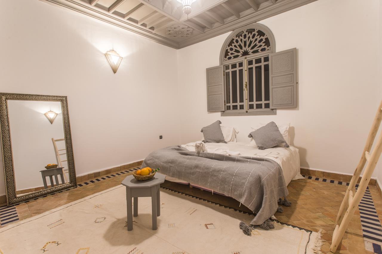Guest house The Place *
