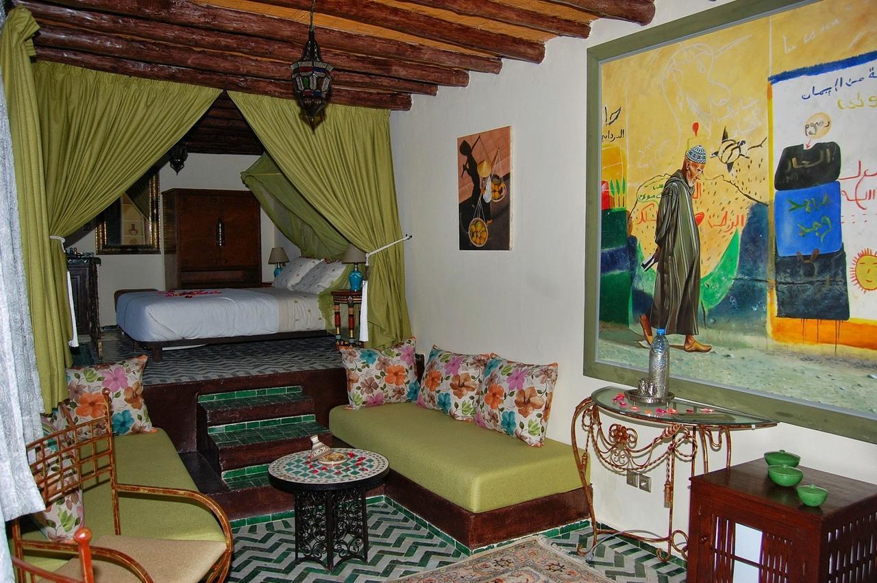 Des Eaux Et Marrakesh
