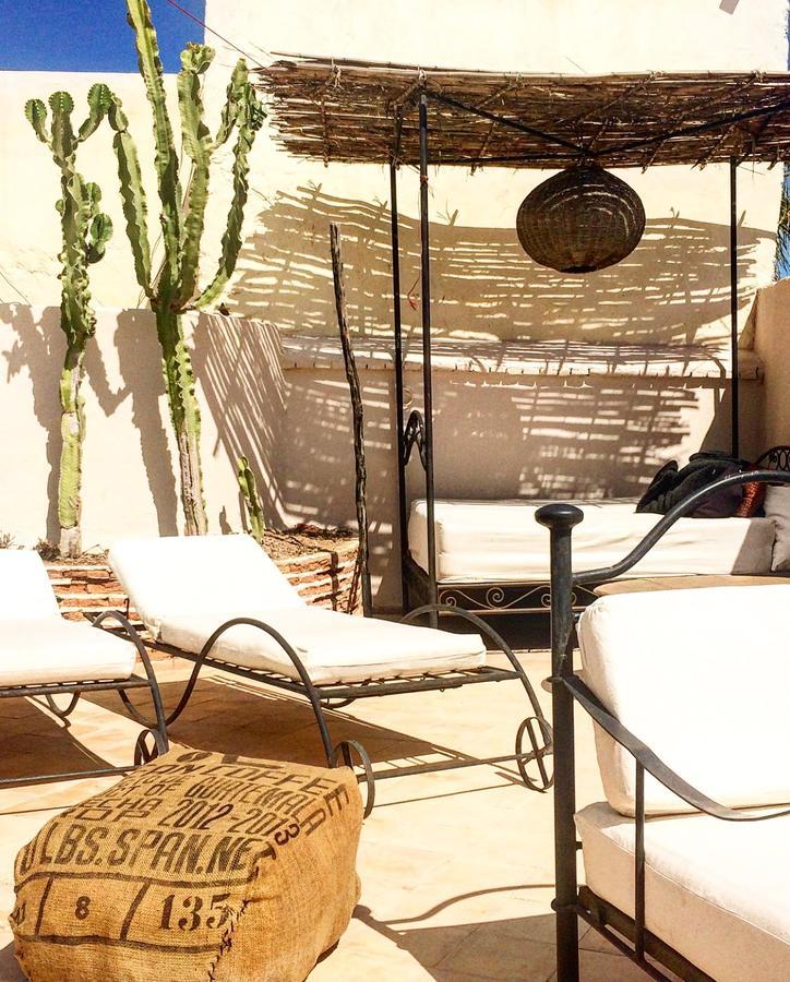 Nejma Lounge 3*