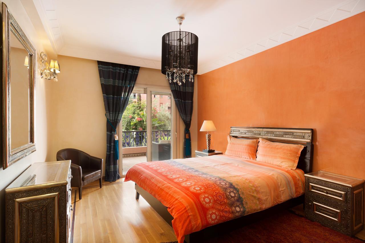 Apartment The Sapphire Apartment: Hivernage Quarter Retreat With Pool & Hot Tub Marrakesh