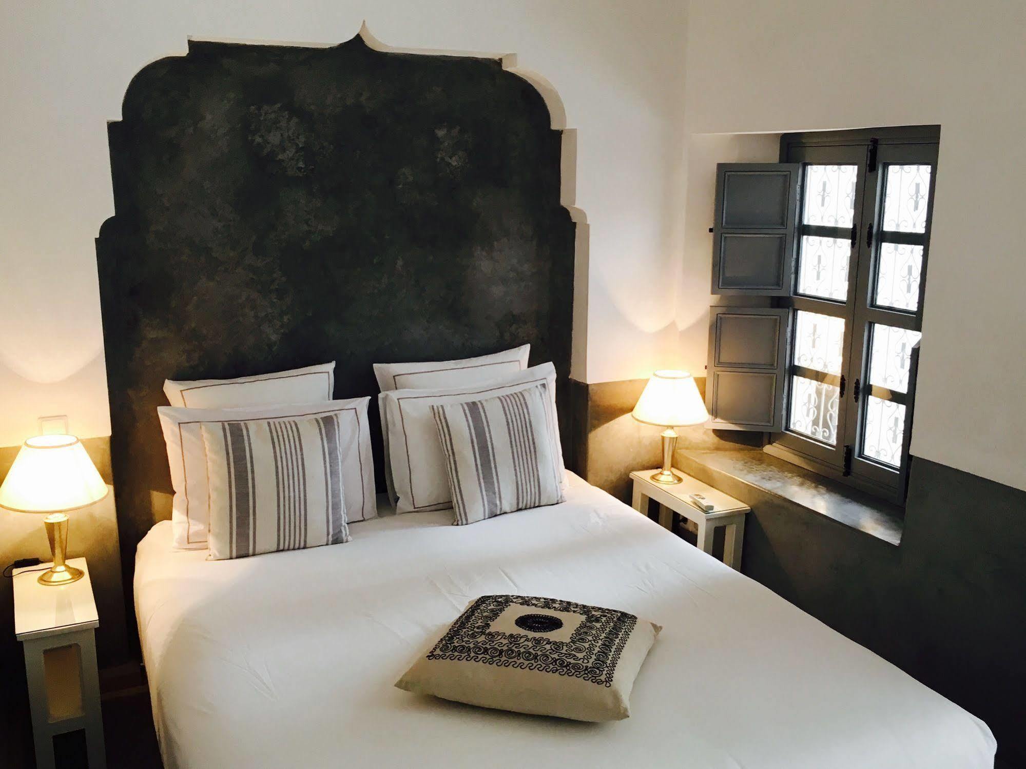Bed & Breakfast Tawargit 4*