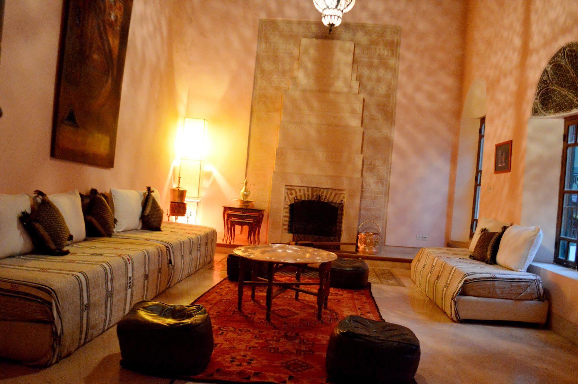 Dar Ihssane Riad 2*