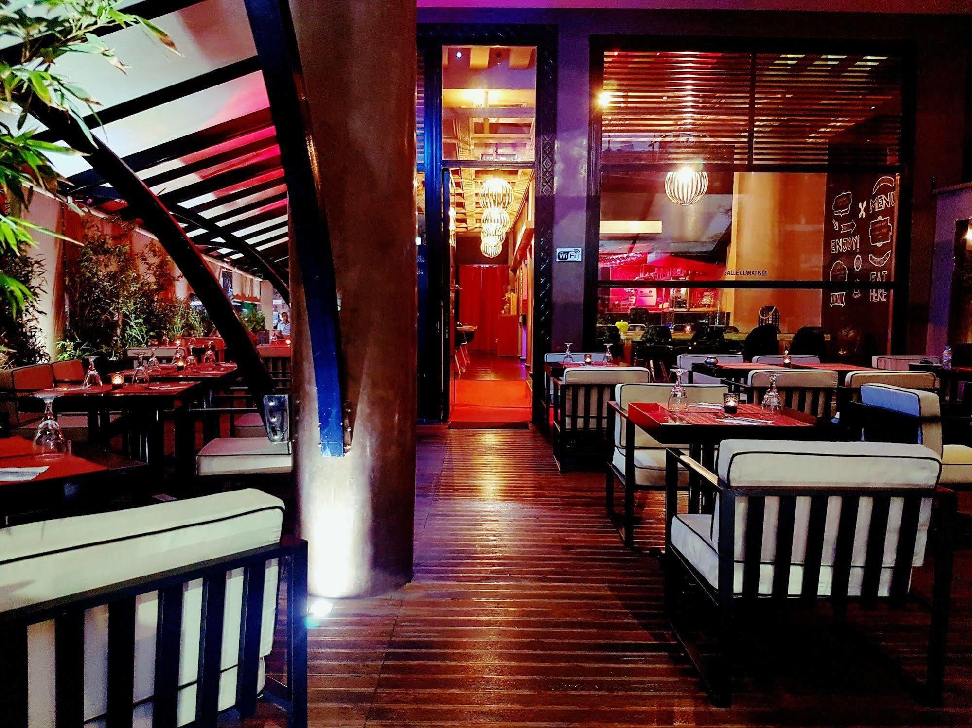 Fashion Hotel