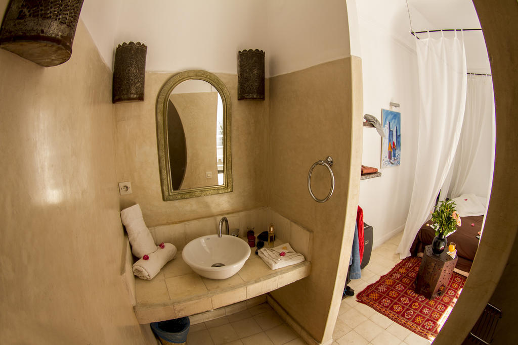 Thalge Riad