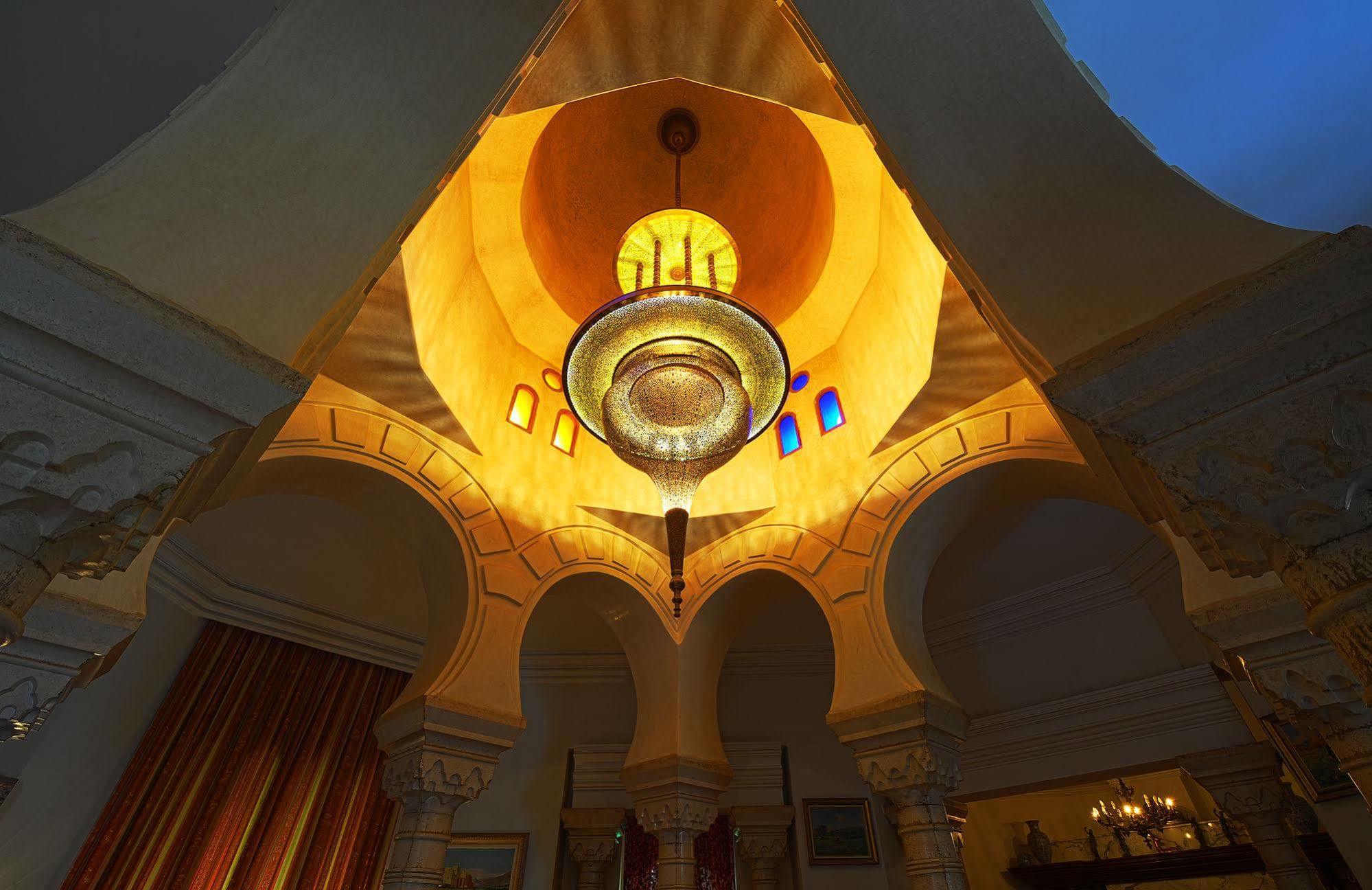 Palais Mehdi 5*