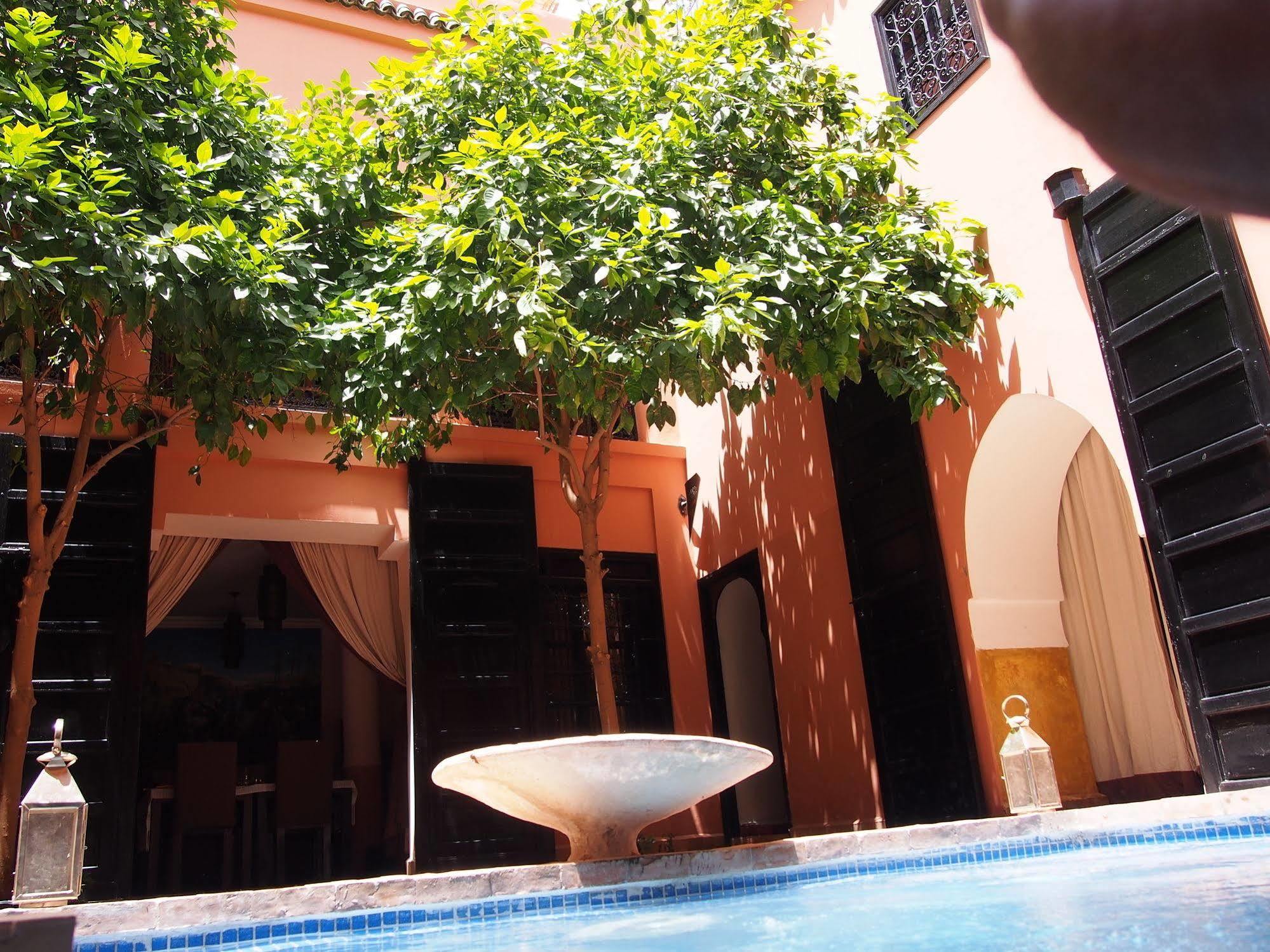 Ajmal Riad 3*
