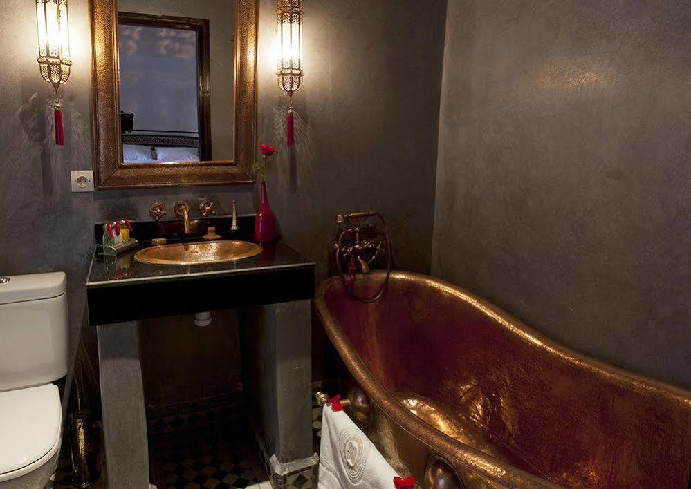 Origin Lhena Riad