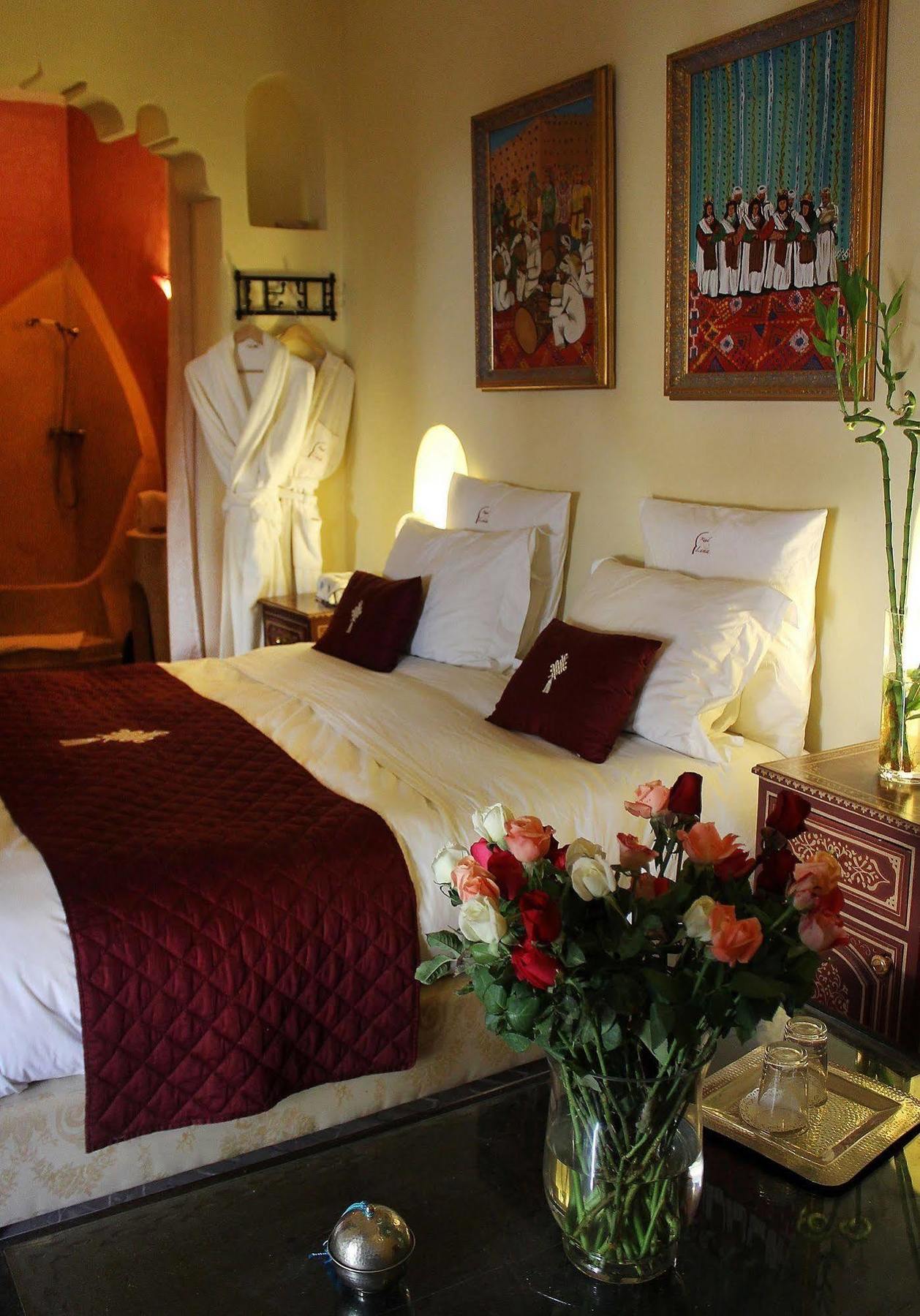 Riad Lena &