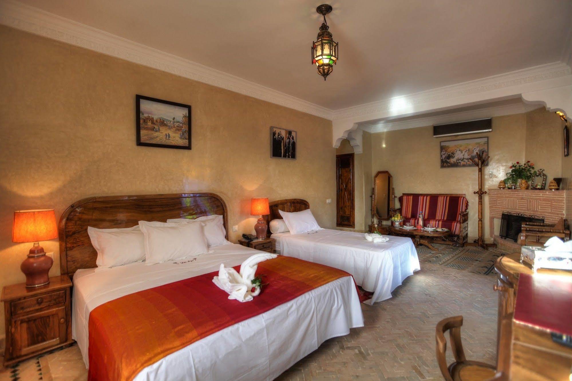 Dar Mya Palmiers Bed and breakfast