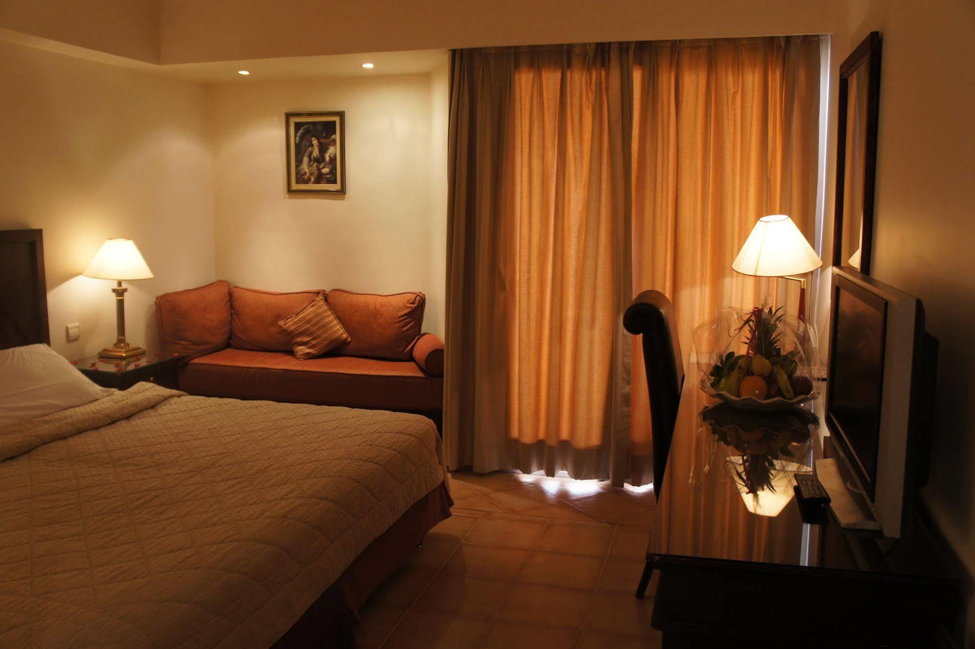 Kennedy Hospitality 4*