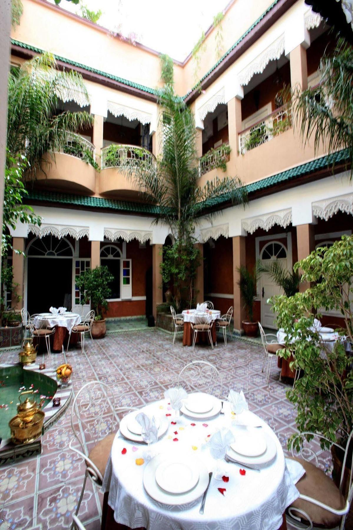 Riad L'arabesque 3*