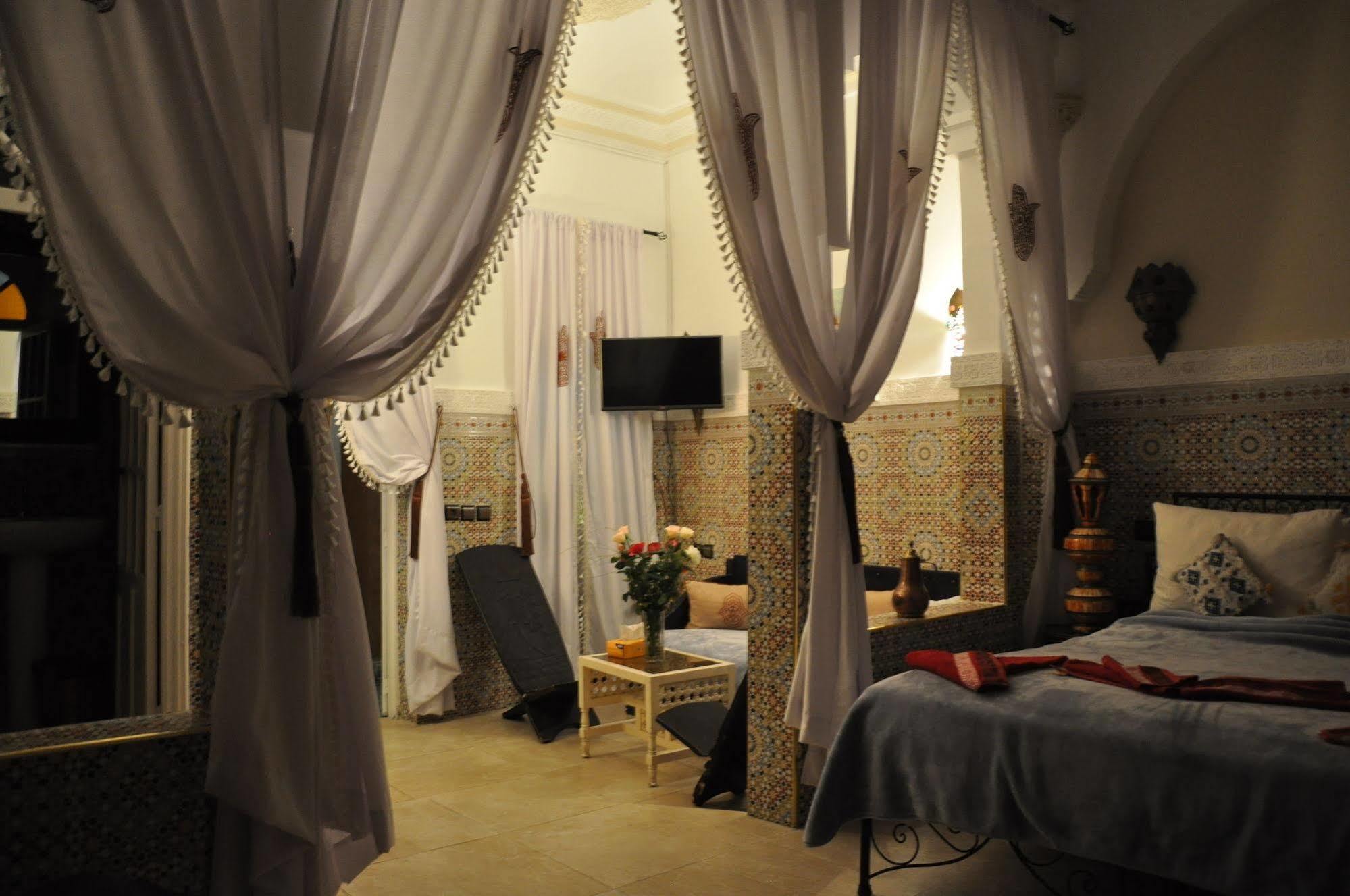 Riad L'arabesque 3*