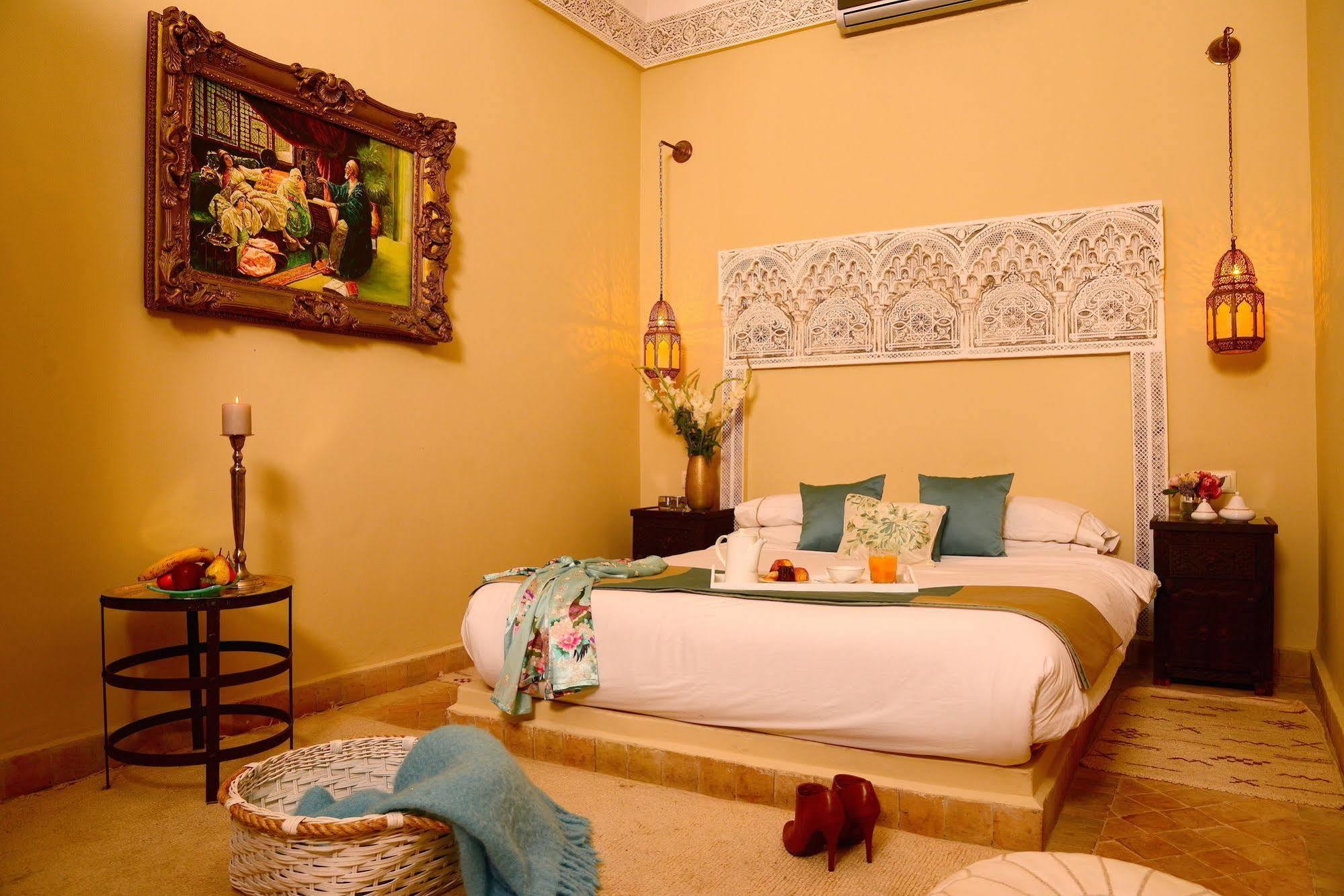 Jona Riad