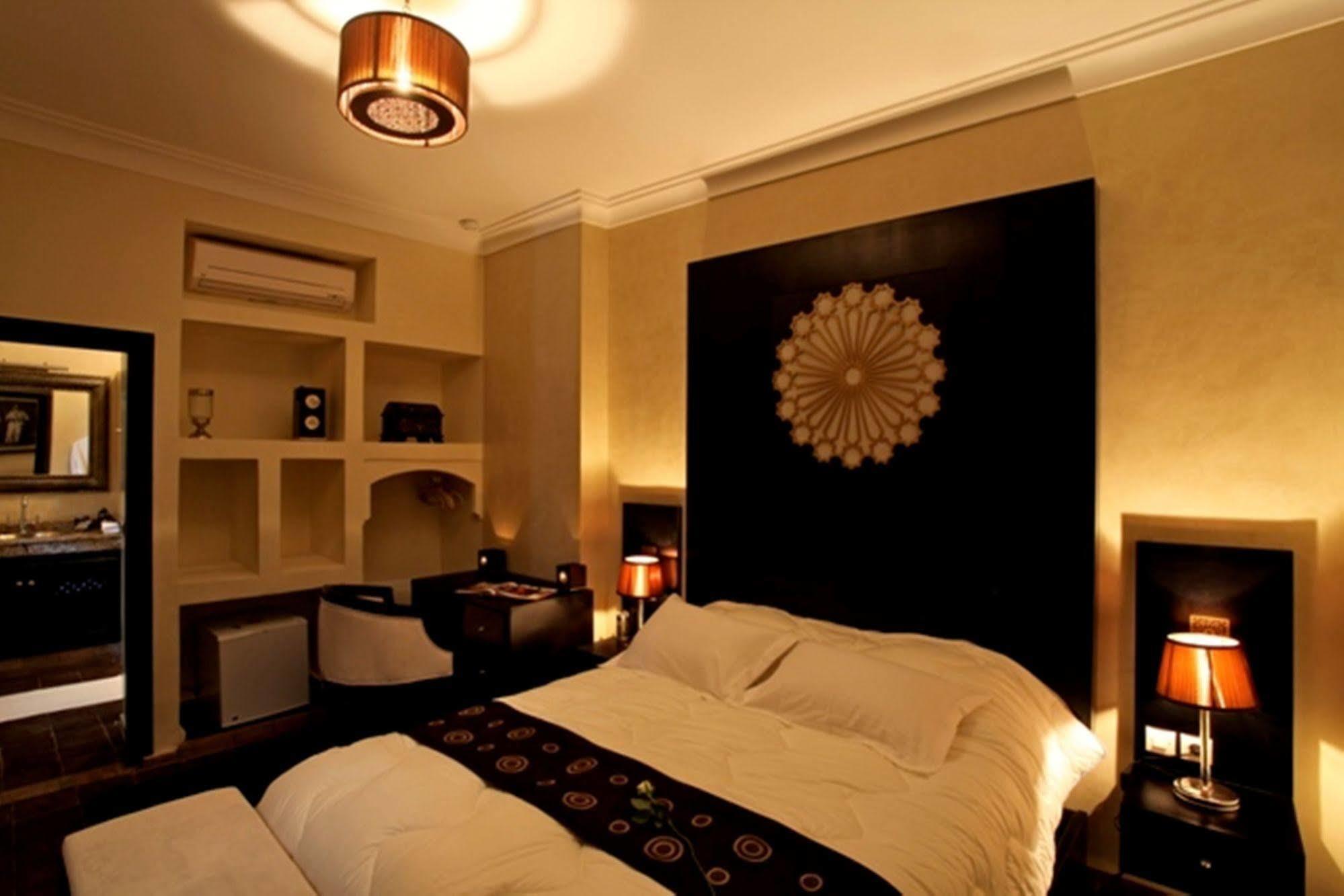 Riad Amiran &