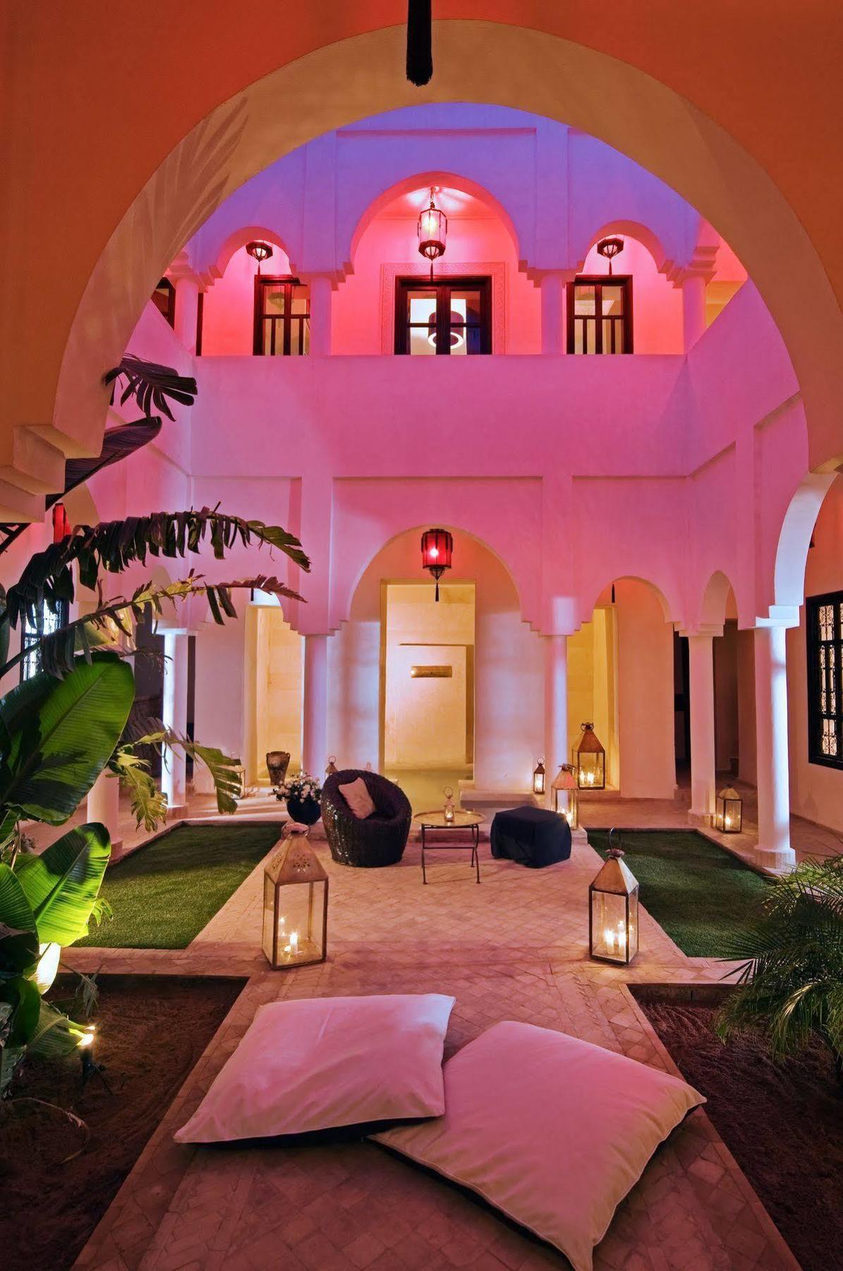 Riad Capaldi 4*