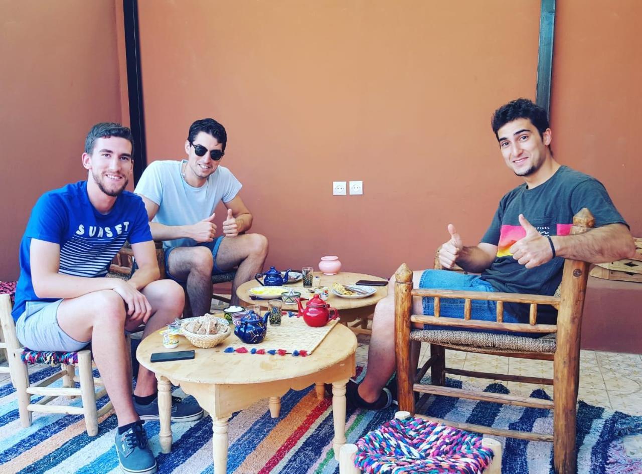 Hostal Mosaic *