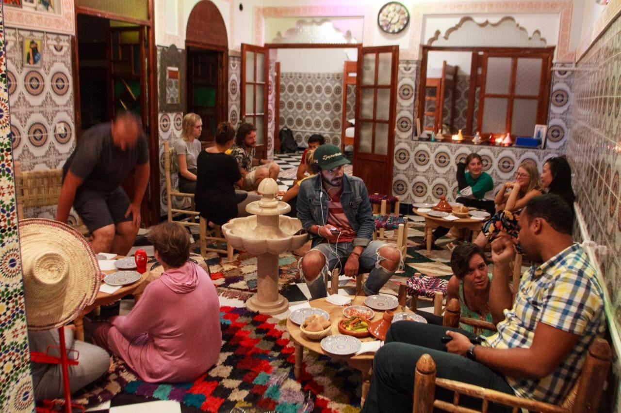 Hostal Mosaic *