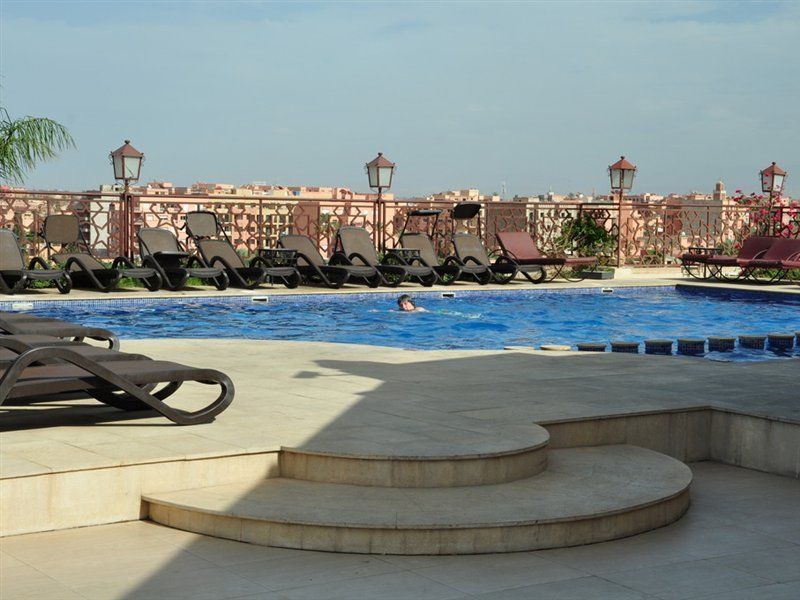 Hotel Imperial Plaza & 4*