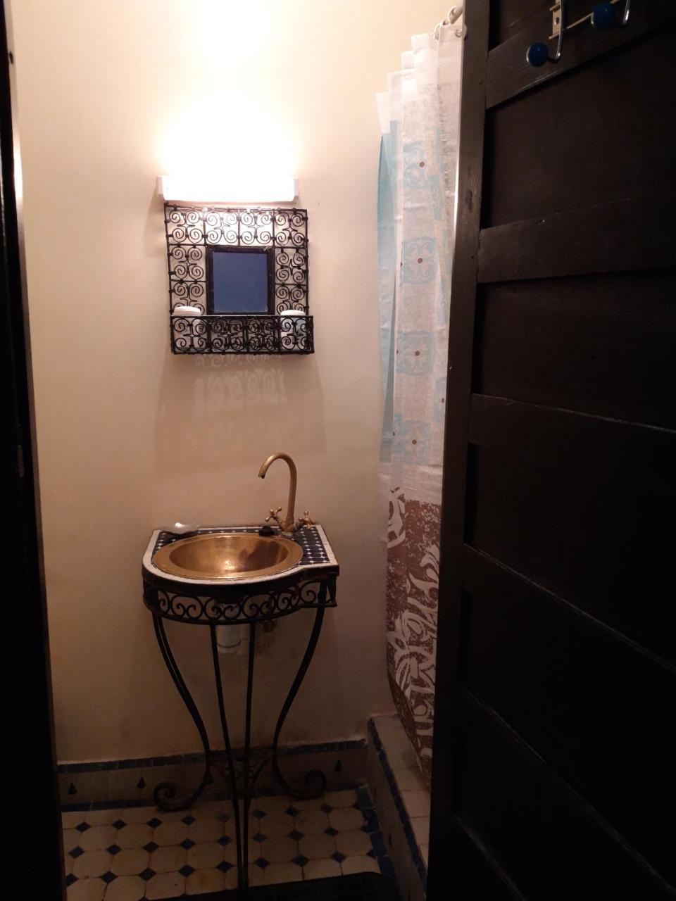 Les Portes De La Medina *