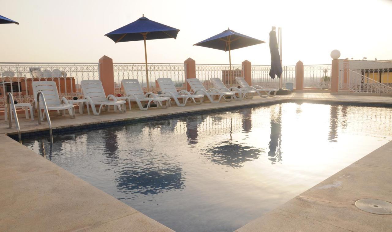 Hotel Racine 3*
